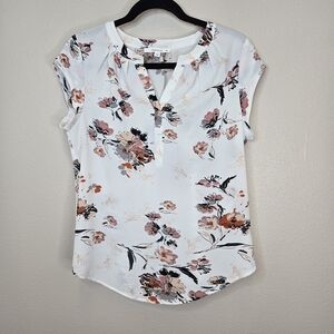 Fun 2 Fun White Floral Cap Sleeve Blouse